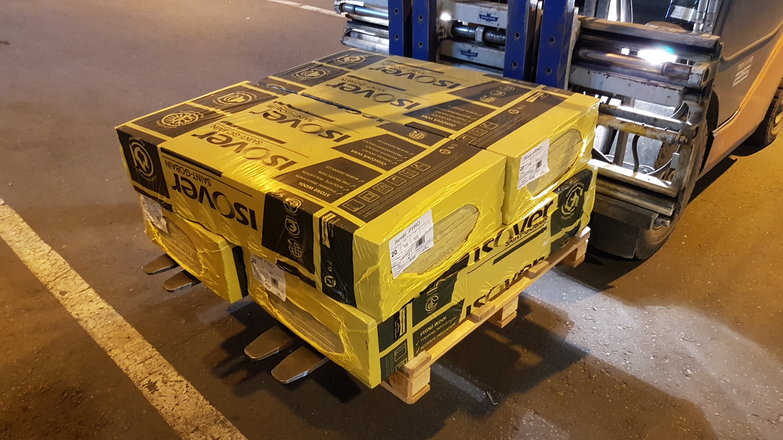 Isover Pyro palosuojavilla Firesafe betonin palosuojaus paloturvallisuus kivivillalevy palosuojalevy