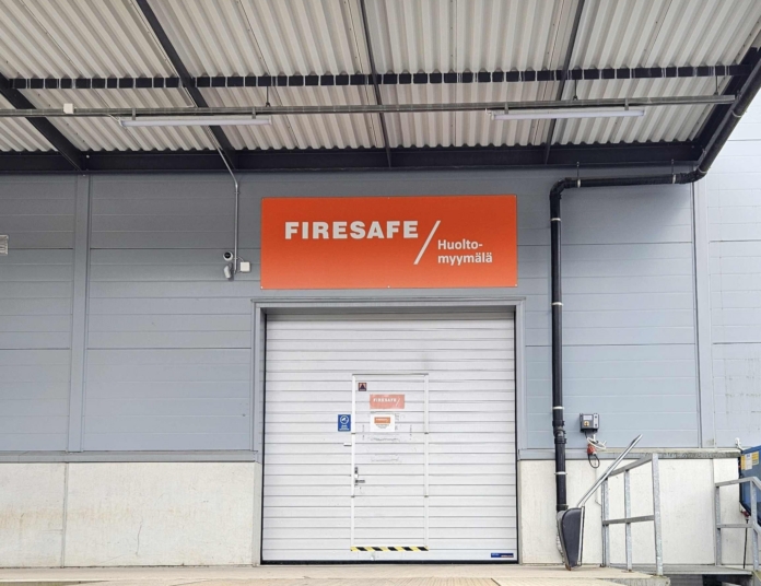 Firesafe huoltomyymälä ovi